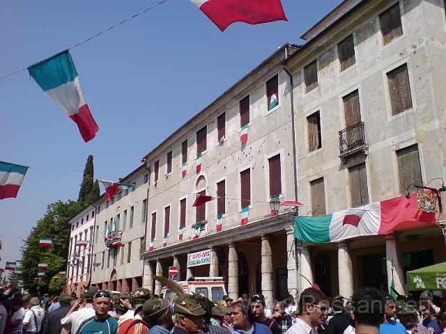 Adunata Alpini BAssano 2008 MK-324.JPG